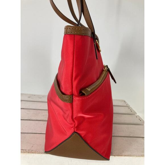 MICHAEL KORS, LARGE RED NYLON, BROWN LEATHER SHOULDER BAG - Picture 3 of 11
